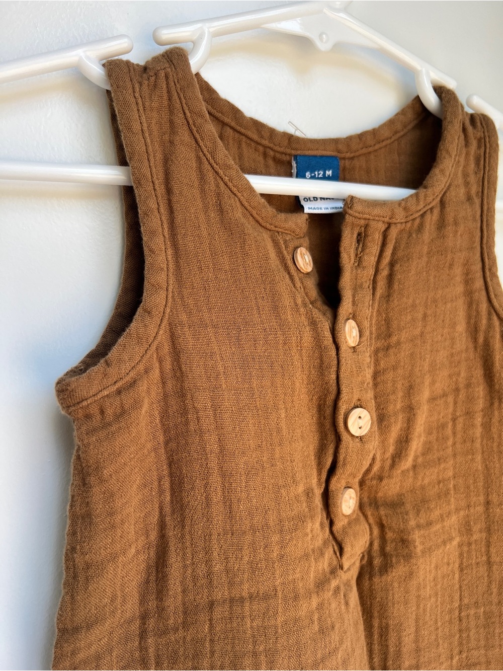 Old Navy Brown Sleeveless Button-Front Baby Romper - Picture 2 of 3